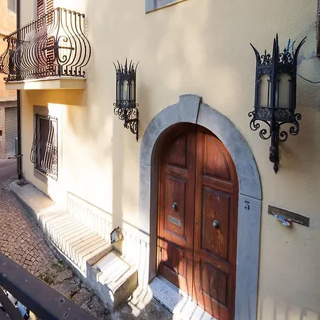 The Clock Borgo Gallodoro