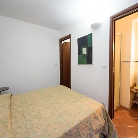 The Clock Borgo Gallodoro *