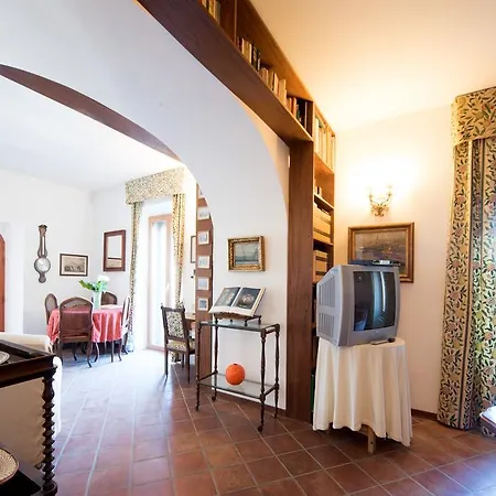 The Clock Borgo Gallodoro Holiday home Letojanni