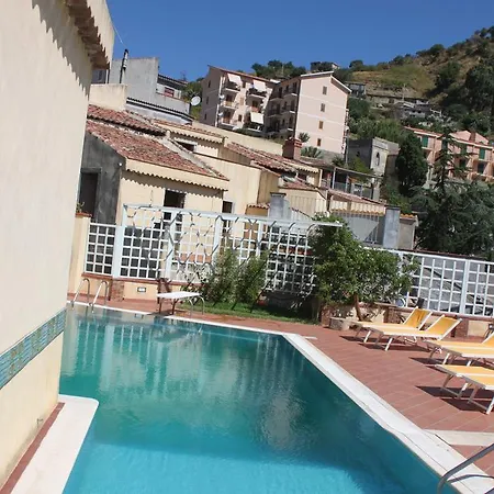 Holiday home The Clock Borgo Gallodoro *